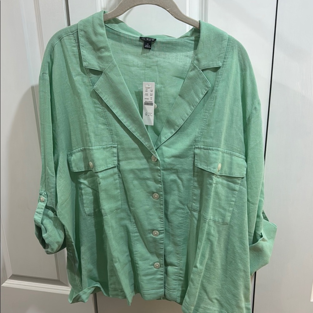 J. Crew Mint Green Linen Notched Collar  3/4 Sleeve Button Down Shirt